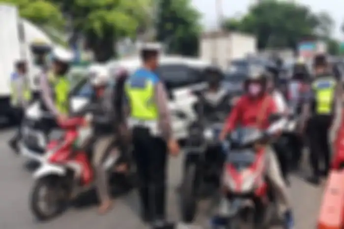 Bepergian Saat Nataru Harus Tunjukkan Surat Khusus