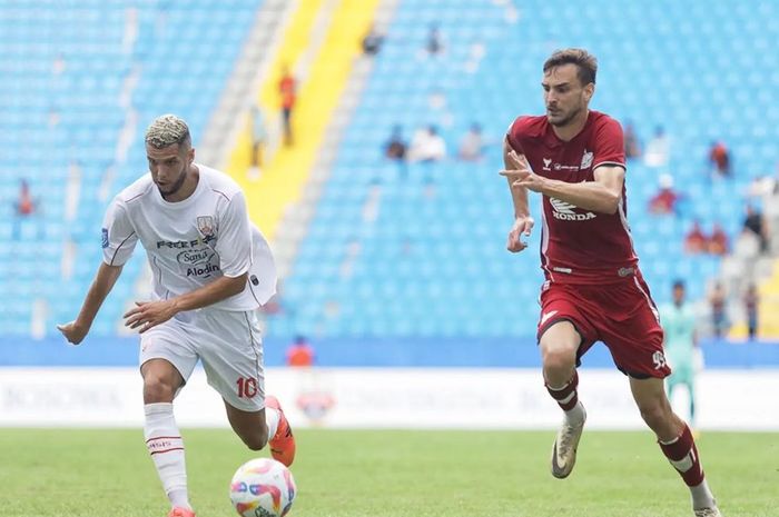 Nermin Haljeta dalam laga PSM Makassar vs Persis Solo di Liga 1 2024/25, Sabtu (10/8/2024). 