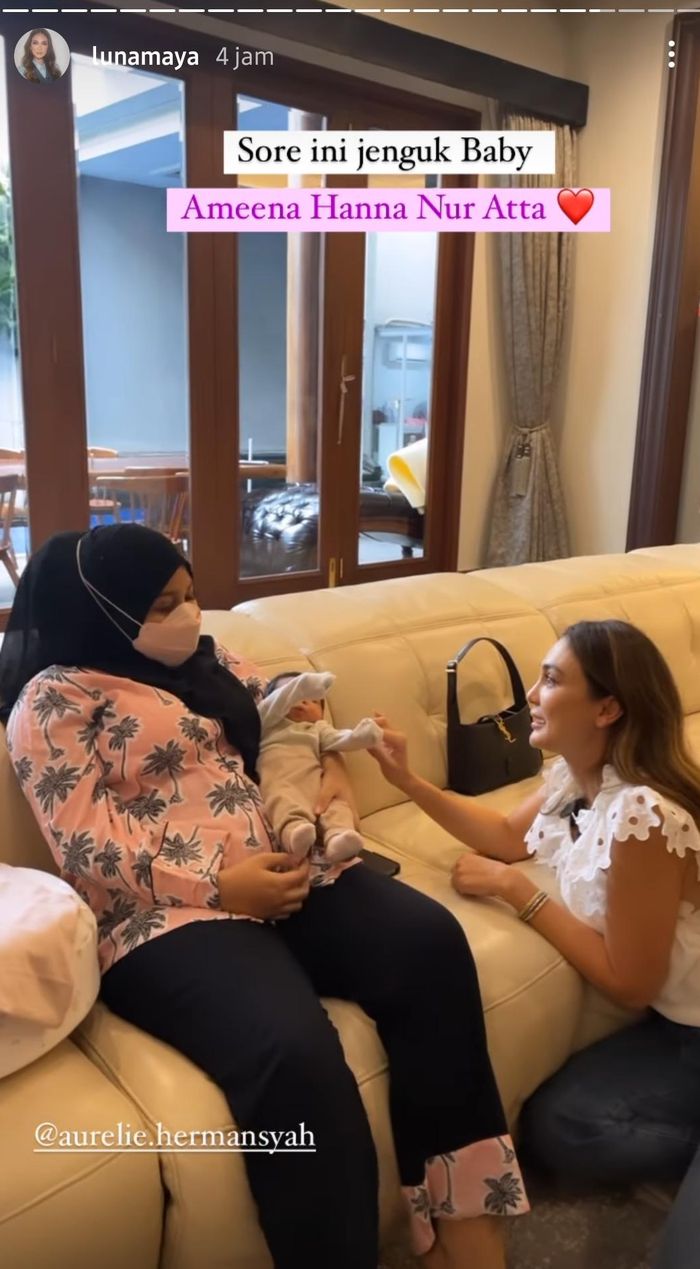 Luna Maya jenguk Ameena Hanna Nur Atta.