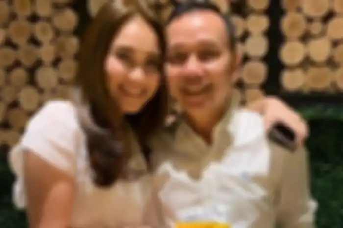 Ayu Ting Ting dan Ayah Rozak 