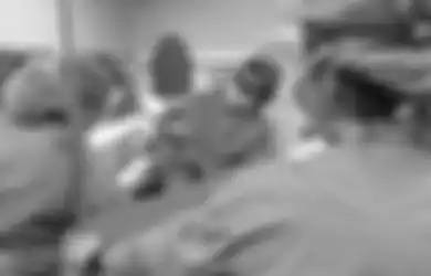 Jeritan Dokter Usai Bantu Kelahiran Bayi Kembar, Sang Ibu Syok Lihat Kondisi Anaknya, Suami pun Menangis