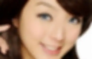 Enggak Asal, Gini Cara Memilih Softlens Sesuai Warna Kulit Kita!