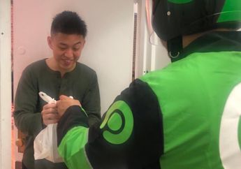Tanggapi Candaan Rich Brian di Twitter, Pihak Go-Jek Benar-benar Kirim Pesanan Go-Food ke New York