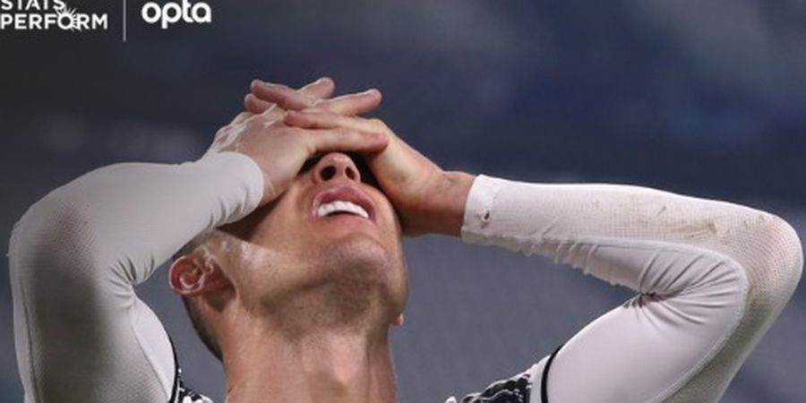 Direktur Juventus Hanya Bisa Tertawa Tanggapi Rumor Soal Cristiano Ronaldo