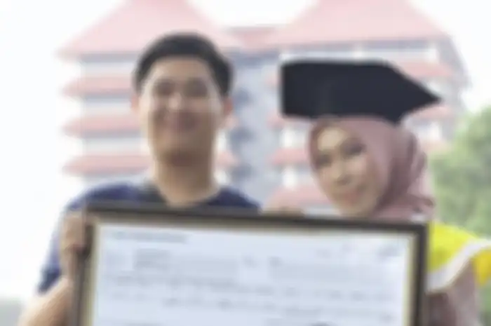Cervin Chaniago berikan saham sebagai kado wisuda buat pacarnya 