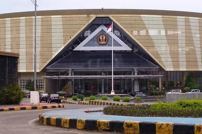 Kampus Universitas Padjajaran (Unpad) menampung hingga 30 persen mahasiswa lewat jalur SNMPTN 2021.
