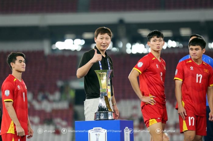 Kim Sang-sik membawa Timnas U-23 Vietnam juara ASEAN Cup U-23 2025 di Indonesia.