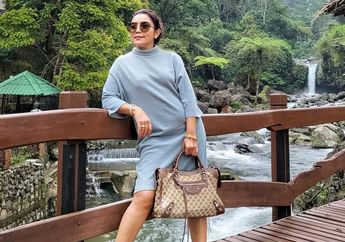 Bertahta Jadi Nyonya Besar di Istana Bambang Trihatmodjo yang Berharta Rp 28 Triliun, Tengok Halaman Belakang Rumah Artis Mayangsari, Bernuansa Tropis Bak Vila Mewah