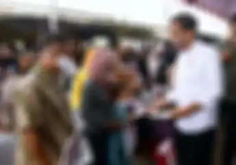 Kaget Harga Pertalite Tidak Naik, Warga Girang Dapat Bantuan Uang Tunai Rp 600 Ribu dari Presiden Jokowi 
