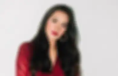 Bangga! Wajah Raisa Muncul di Times Square Wakili Perempuan Indonesia