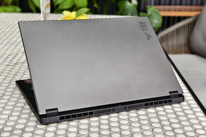 ASUS TUF A14