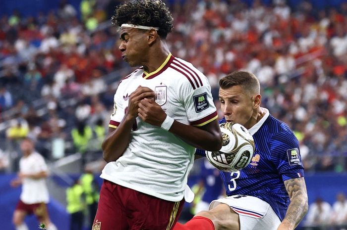 Lamine Yamal ukir rekor sempurna saat dipercaya menjadi starting line-up di Timnas Spanyol senior