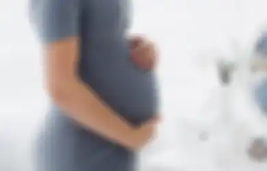 Istri Sedang Hamil Muda tapi Ingin Berhubungan Intim? Mending Coba 4 Posisi Aman Ini saat Bercinta Nanti