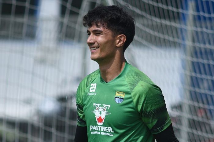 Kevin Ray Mendoza, kiper baru Persib Bandung asal Filipina.