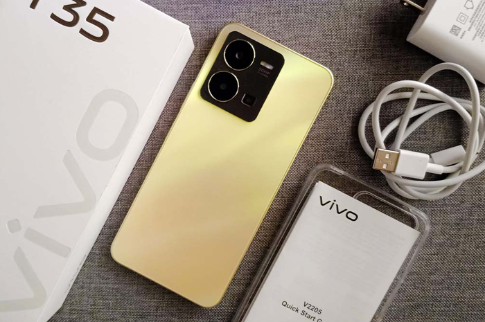 Ilustrasi harga HP second Vivo Y35 fullset.
