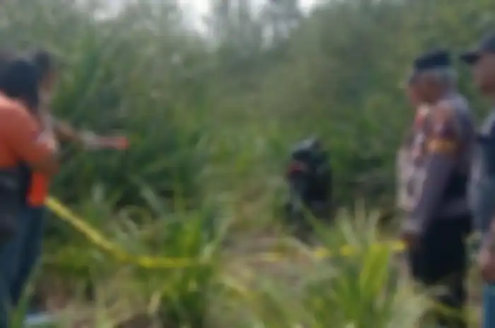 Ada motor Honda BeAT parkir di semak-semak dekat Pantai Congot Kulon Progo. Tak disangka motor curian.