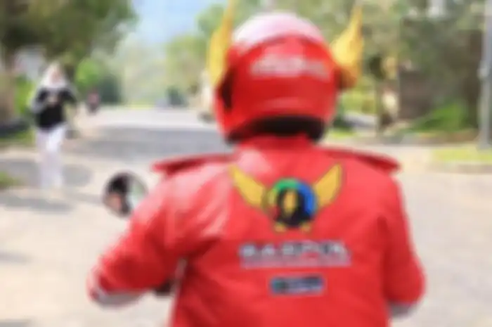 Driver ojol Gaspol siap mengantarkan penumpang.