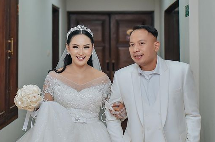 Kalina Ocktaranny dan Vicky Prasetyo