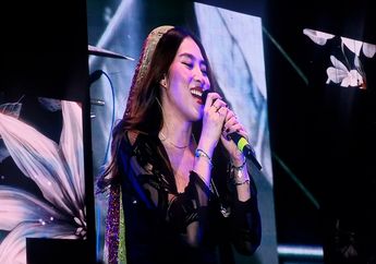 2 Anak Gadis Bimbim Bawakan Lagu Hits Slank di Konser Pasar Malam Empat Satoe