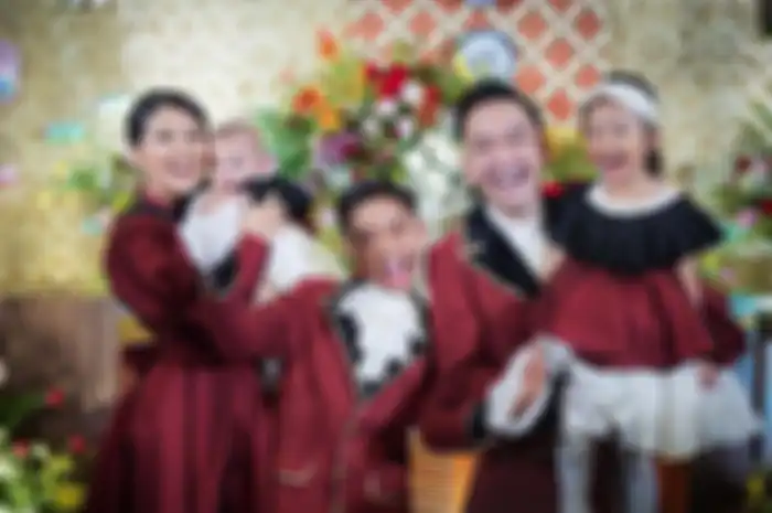 Keluarga Ruben Onsu dan Sarwendah