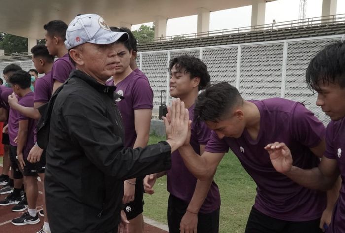 Ketua Umum PSSI, Mochamad Iriawan, saat memantau training camp (TC) timnas U-19 Indonesia.