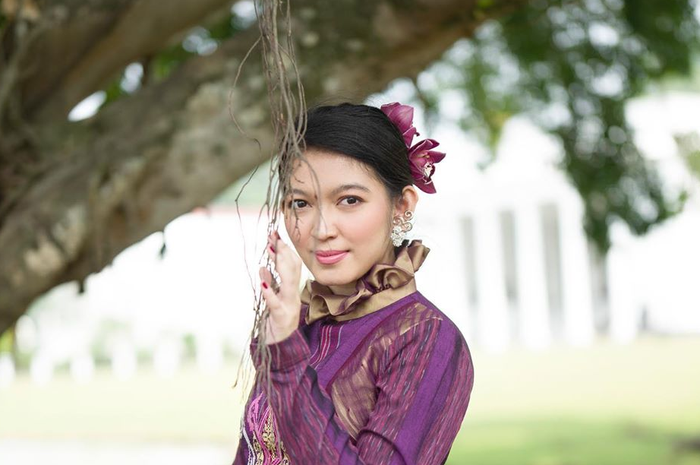Selvi Ananda 