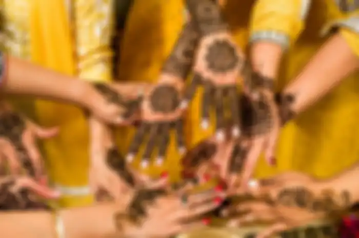 Henna salah satu tradisi di India dalam menyambut Ramadhan