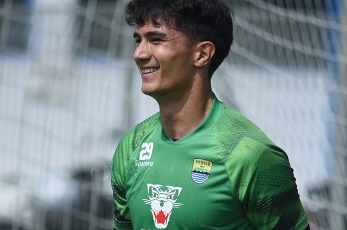 Kevin Ray Mendoza, kiper baru Persib Bandung asal Filipina.