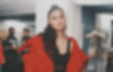 Kulit Kencang tanpa Kerutan Bak Anak Remaja Meski Usianya Kepala, Agnez Mo Berikan Jawaban Menohok saat Ditodong Pertanyaan Soal Skincare