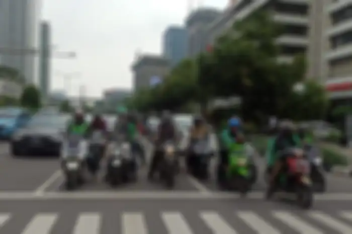 Pemotor diminta berhenti pada jam segini