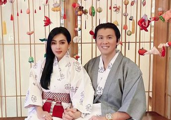 Niat Hati Rayakan Anniversary Pernikahan ke-2 di Jepang dengan Dandan ala Geisha, Syahrini Justru Bikin Reino Barack Ketawa Terbahak-bahak Gegara Ucapkan Bahasa Jepang Ini