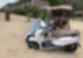 Bawa Yamaha Grand Filano ke Pantai Balangan Bali, Sokbreker Empuk Banget