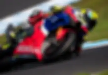 Ada-ada Aja Nih Alvaro Bautista, Bilang Amunisi CBR1000RR-R di WSBK Kayak Motor 2-Tak