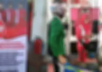 Begini Alasan Saat Isi Bensin Pengendara Wajib Turun Dari Motor