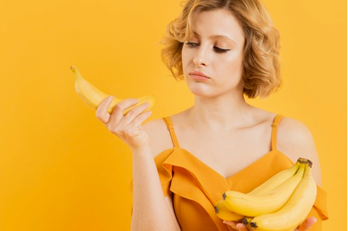 Hanya Rutin Minum Air Rebusan Pisang dan Madu, Manfaat Luar Biasa Ini Akan Terjadi pada Tubuh!