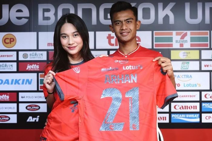 Pratama Arhan saat diumumkan bergabung bersama klub Liga Thailand, Bangkok United