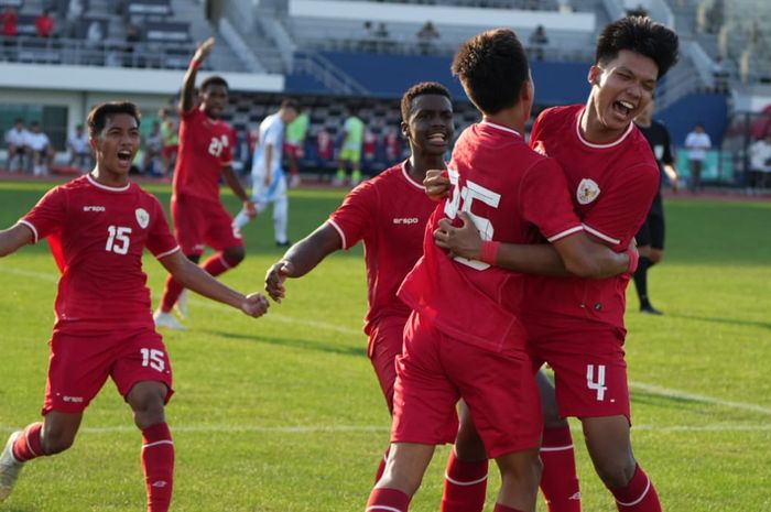 Sepakat dengan Erick Thohir, media Vietnam minta Timnas U-20 Indonesia tidak sombong usai kalahkan Argentina.