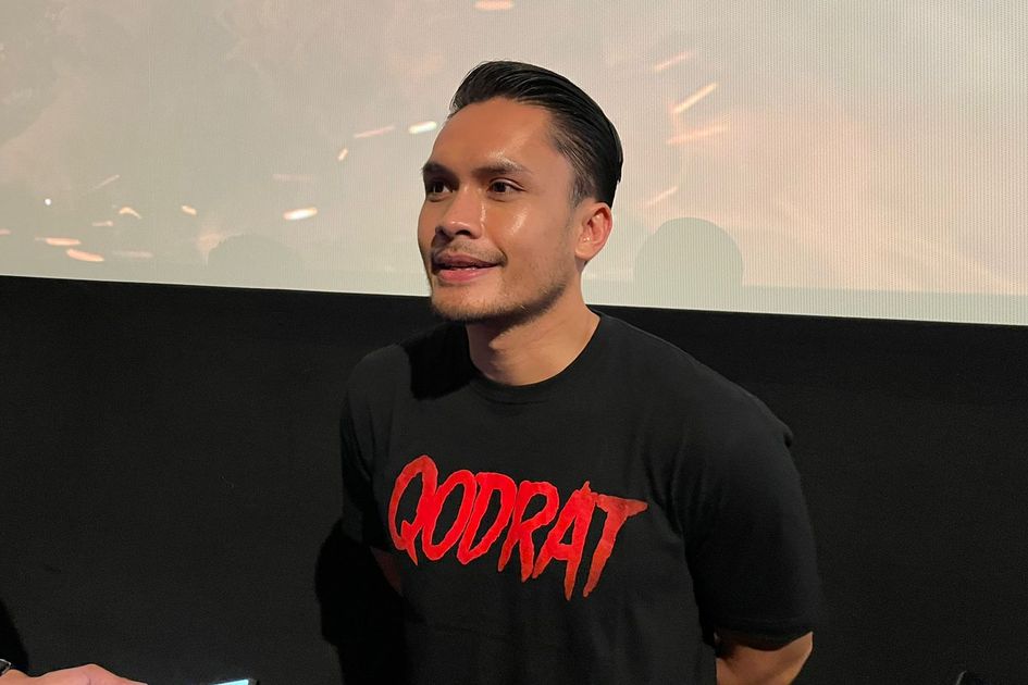 Video porno uchta xoroz qin ichida bir vaqtning ozida