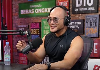Pakai Baju Loreng dan Beri Hormat pada Menteri Pertahanan RI, Deddy Corbuzier Ternyata Terima Gelar Mentereng Ini dari Prabowo Subianto