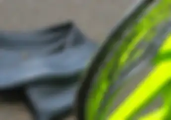 Bibir Pelek Peyang Bikin Ban Tubeless Kempes, Ini Solusinya Bro..