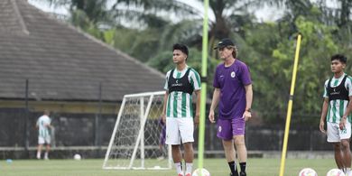Championship 2025/26 - Pelatih Lokal Rasa Asing, Barito Putera dan PSS Sleman Kuasai Klasemen Wilayah Timur