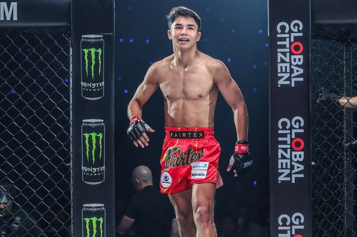 Jagoan kelas terbang Muay Thai ONE Championship, Johan Ghazali.