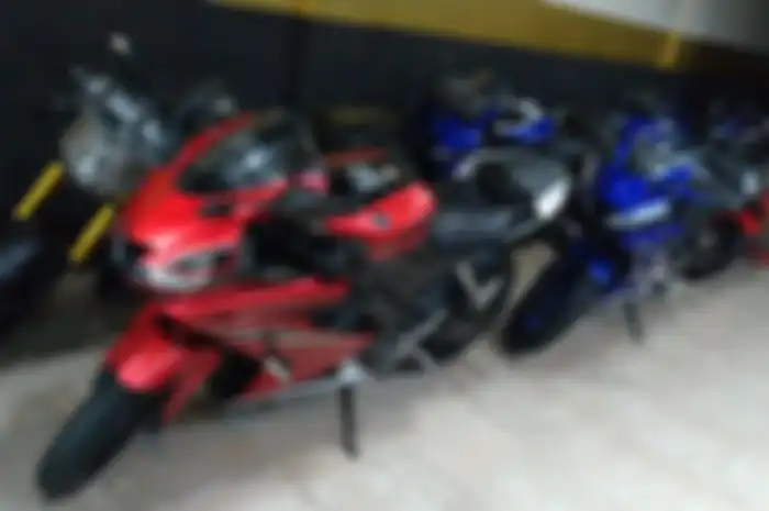 Ilustrasi motor bekas Yamaha R15