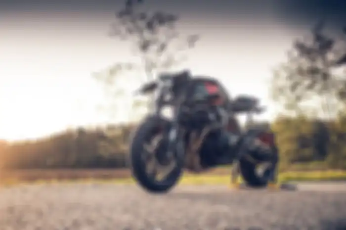 Honda CB750 Bol d'Or sukses tampil ala cafe racer.