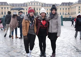 Diajak Keliling Eropa 2 Minggu, ART Ashanty Berhasil Wujudkan Mimpi Masa Lalu Selfie di Depan Menara Eiffel