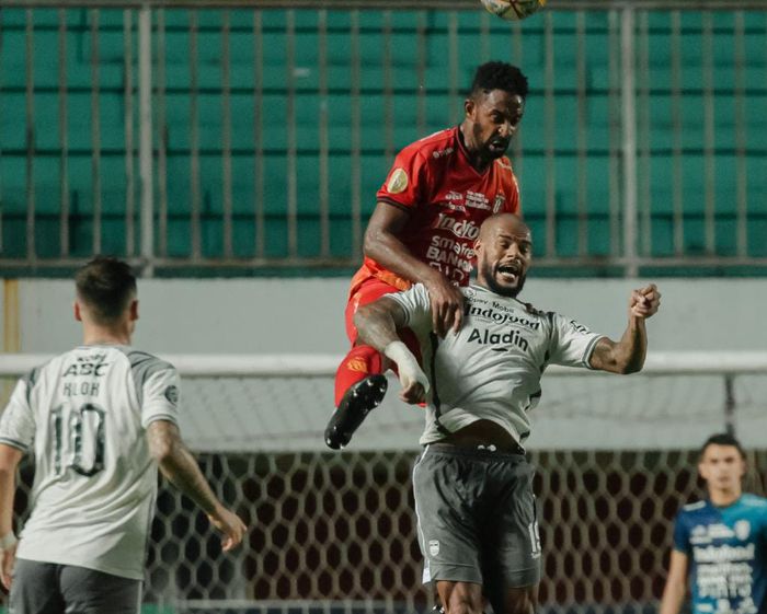 Bali United vs Persib Bandung