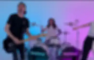 Siapin Eyeliner, 5 Band Emo Modern Ini Bakal Bawa Lo ke Nuansa 2000-an