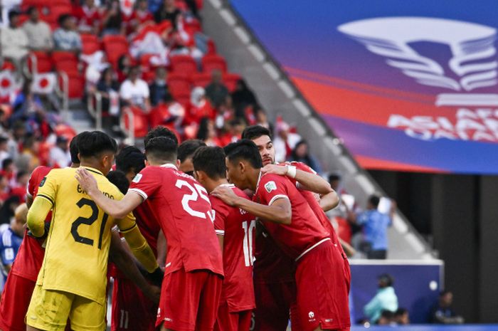 Timnas Indonesia berhasil mencatatkan sejarah baru di Piala Asia dengan lolos dari babak penyisihan grup.