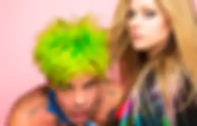 MOD SUN Ajak Avril Lavigne Collab lewat Single Baru 'Flames'