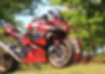 Pengin Tampilan Motor Jadi Lebih Padat, Kawasaki Ninja 250 Ini Comot Kaki-kaki Kepunyaan ER-6n, Habisnya Segini